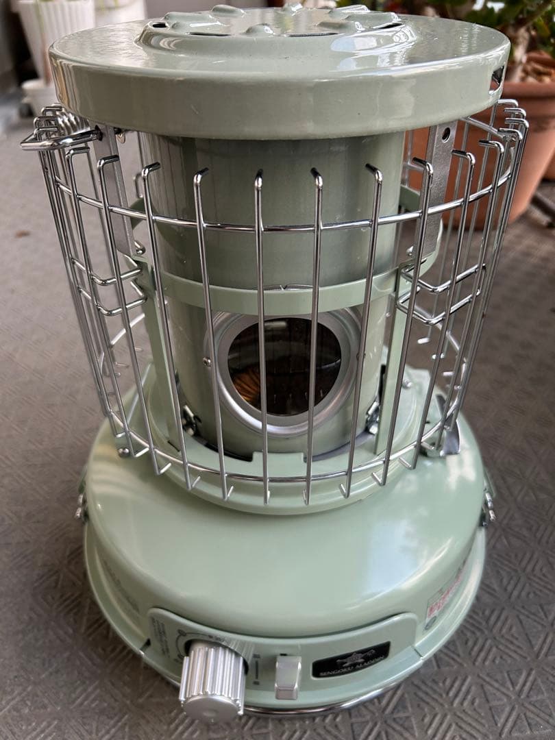 アラジンガスストーブ