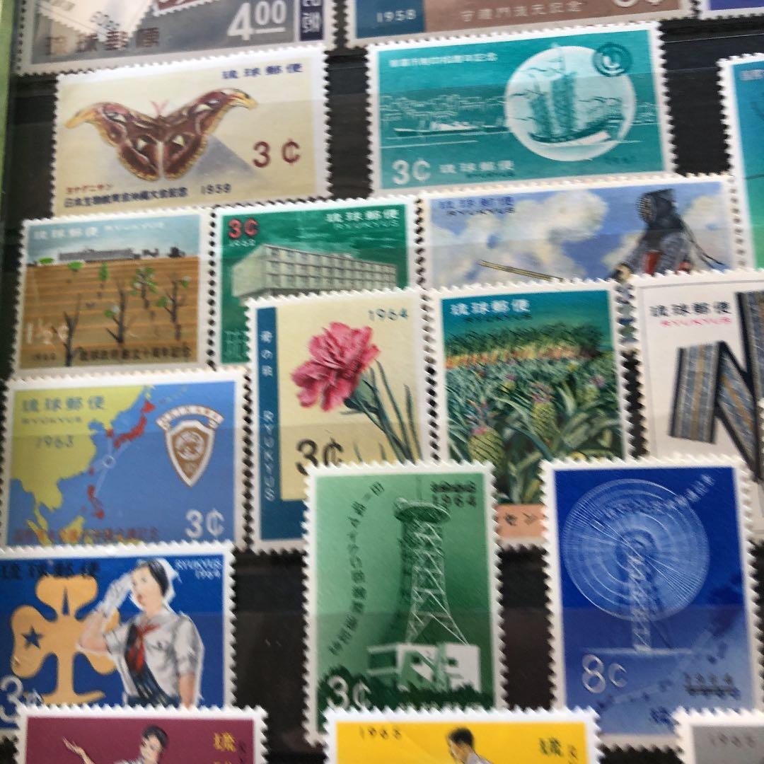 ストックブック１冊全て琉球切手！１４２種＋レア小型シート５種（単片２０枚内包）！