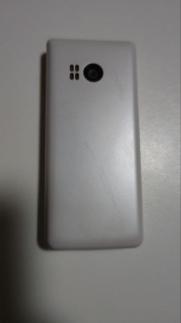 AQUOS ケータイ4 A205SH ホワイト