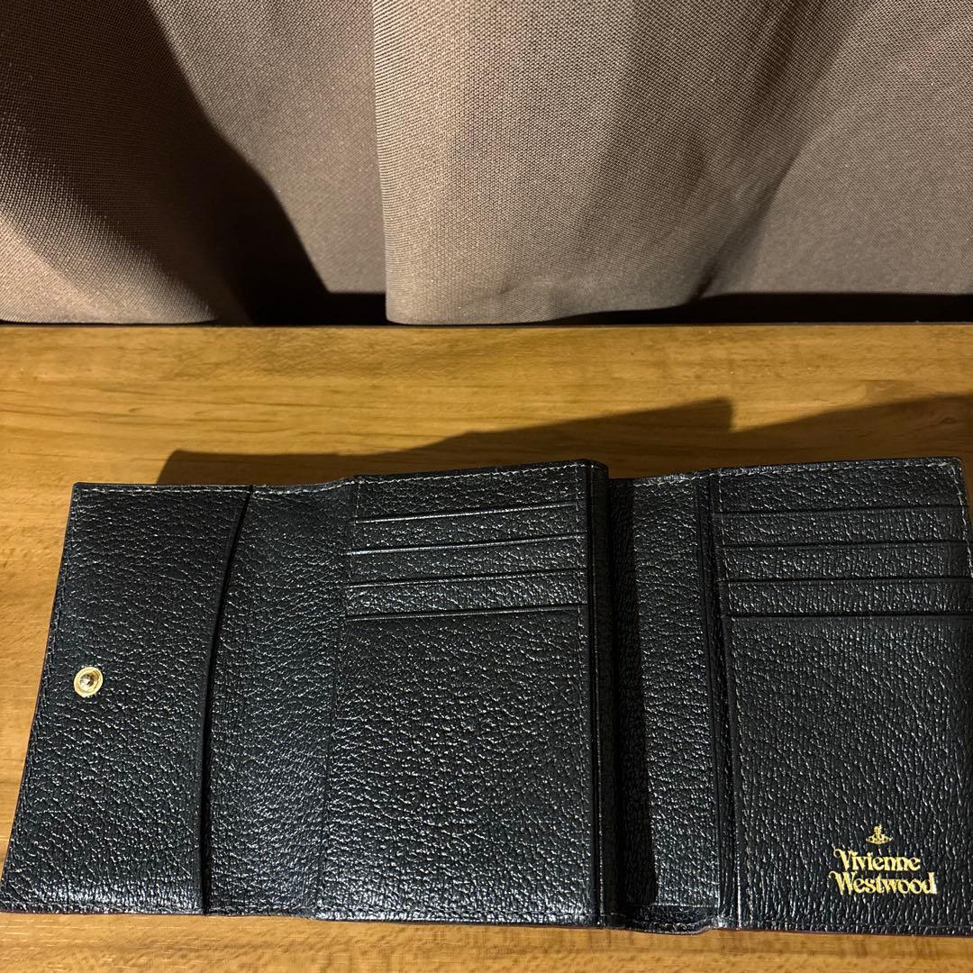 Vivienne Westwood黒のレザー三つ折り財布