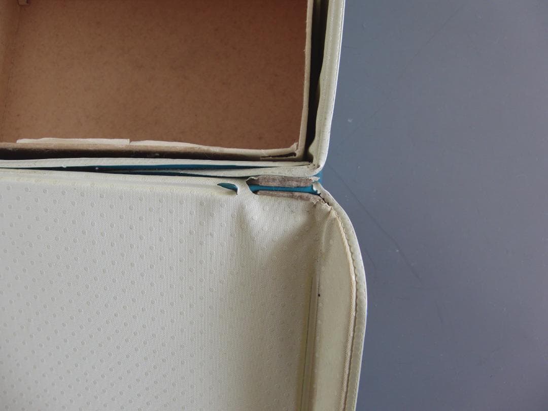 バービーケン　ヴィンテージドールケース