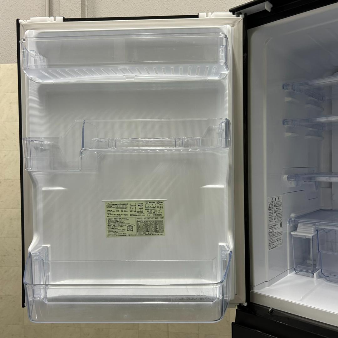 送料無料&一部地域は5000円引き！シャープ 2022年製 冷蔵庫 350L
