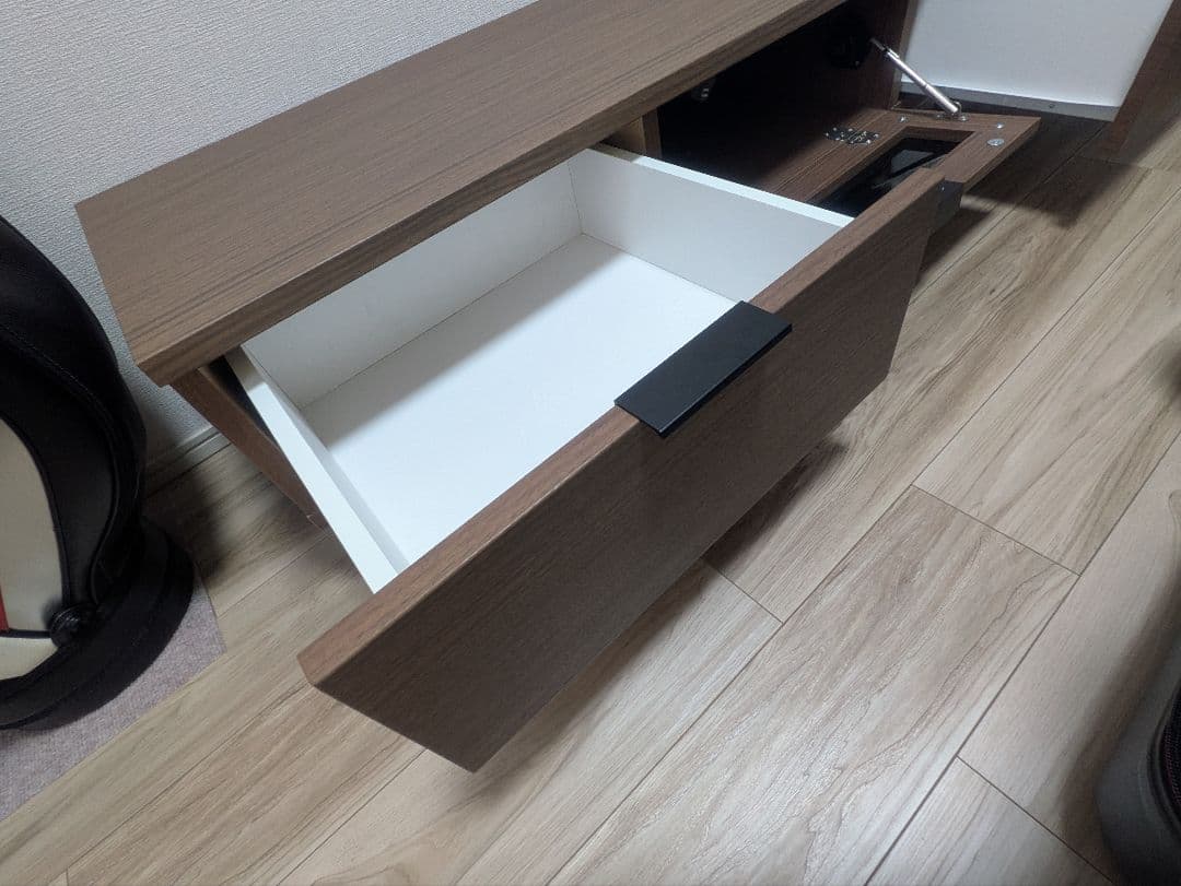 【大幅値下】テレビ台　＊ニトリ／ローボードエトナ140LB