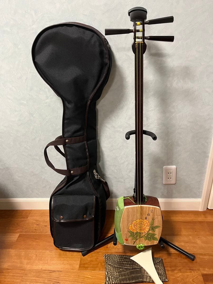 津軽三味線　紅木　中棹　美品