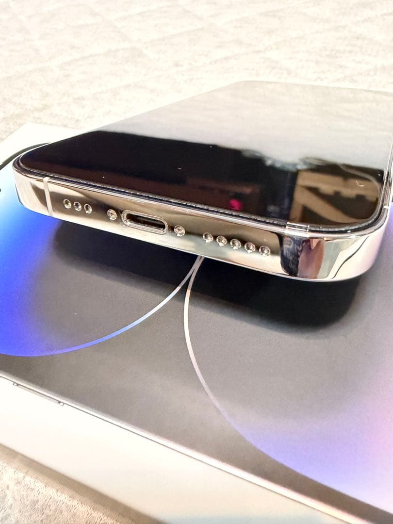 Apple iPhone 14 Pro シルバー 128GB バッテリー82%