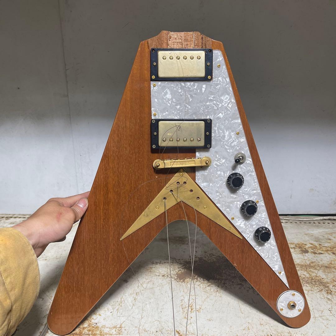 ジ*ン様 V型エレキギタージャンク商品