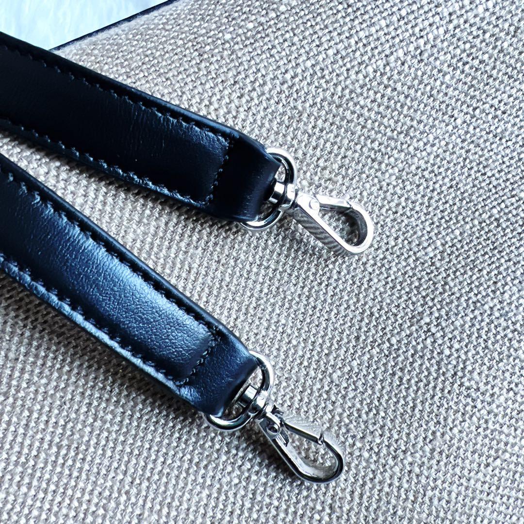 極美品　foxyフォクシー　キャンバス　レザー　本革　ショルダー　バッグ