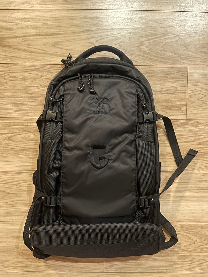 ガンバ大阪 ファンクラブプレミアム特典 hummel ブラックバックパック