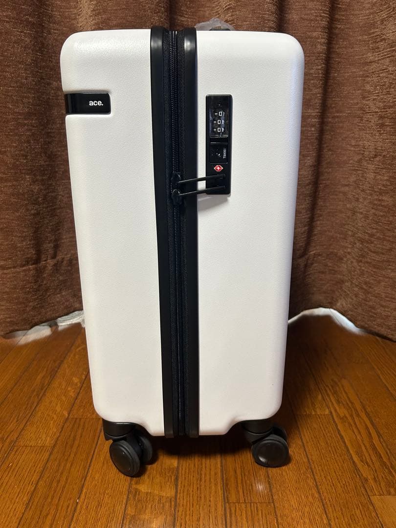 ファミペイオリジナルスーツケース ファミリーマート キャリーケース　レア