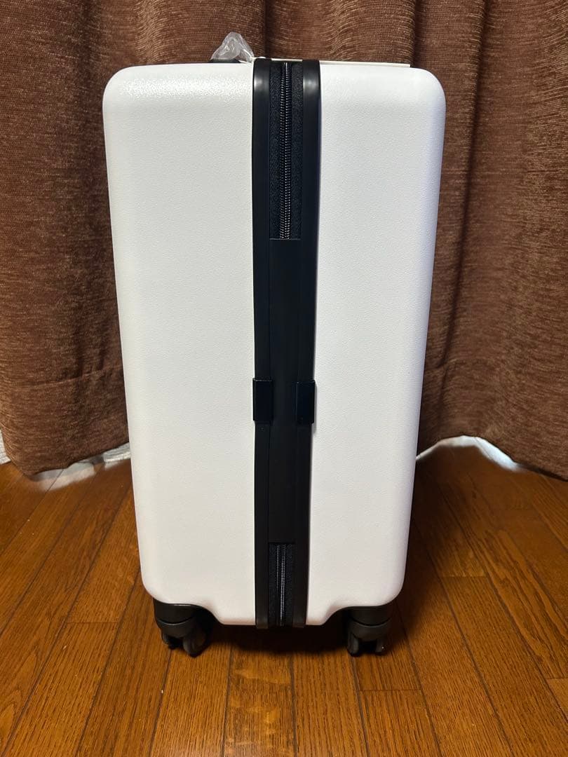 ファミペイオリジナルスーツケース ファミリーマート キャリーケース　レア