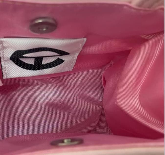 【早い者勝ち】未使用 テルファー　ピンクショルダーバック