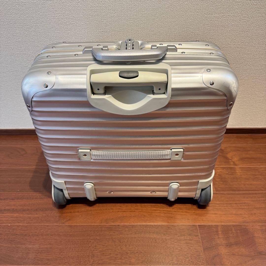 リモワ トパーズ 28L 機内持ち込み 2輪 ビジネストローリー 青ロゴ　美品