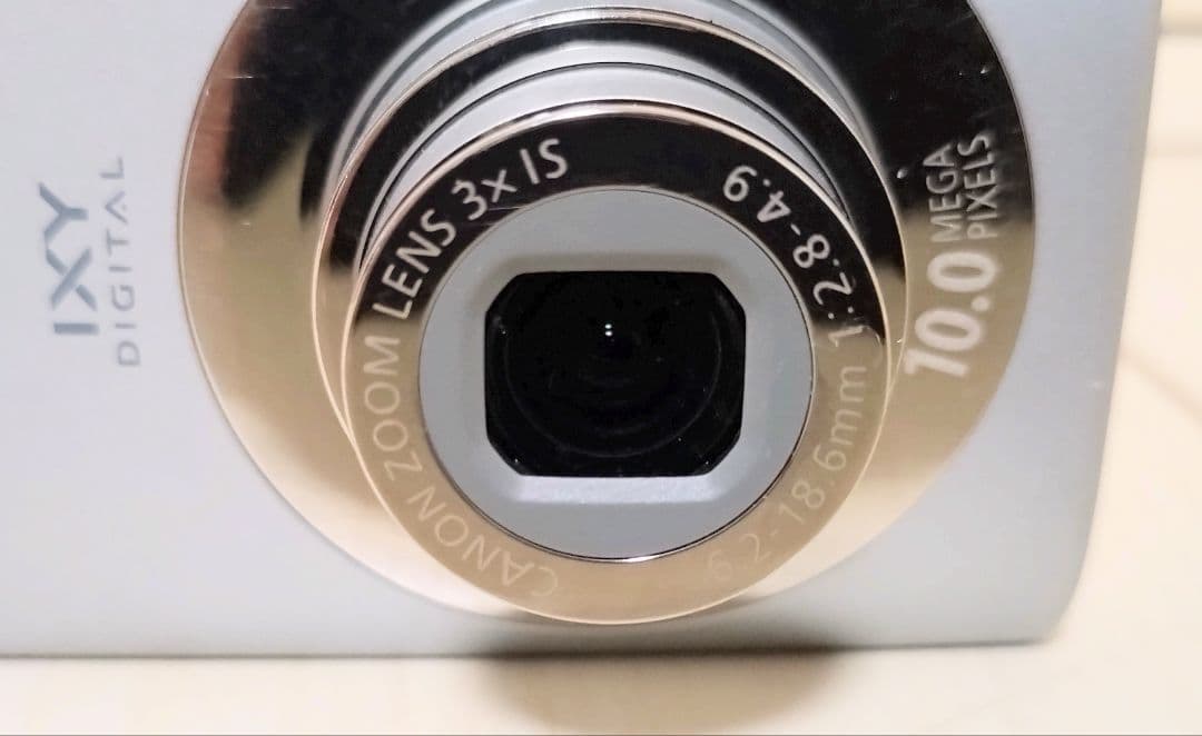 Canon IXY DIGITAL 110 IS　シルバー