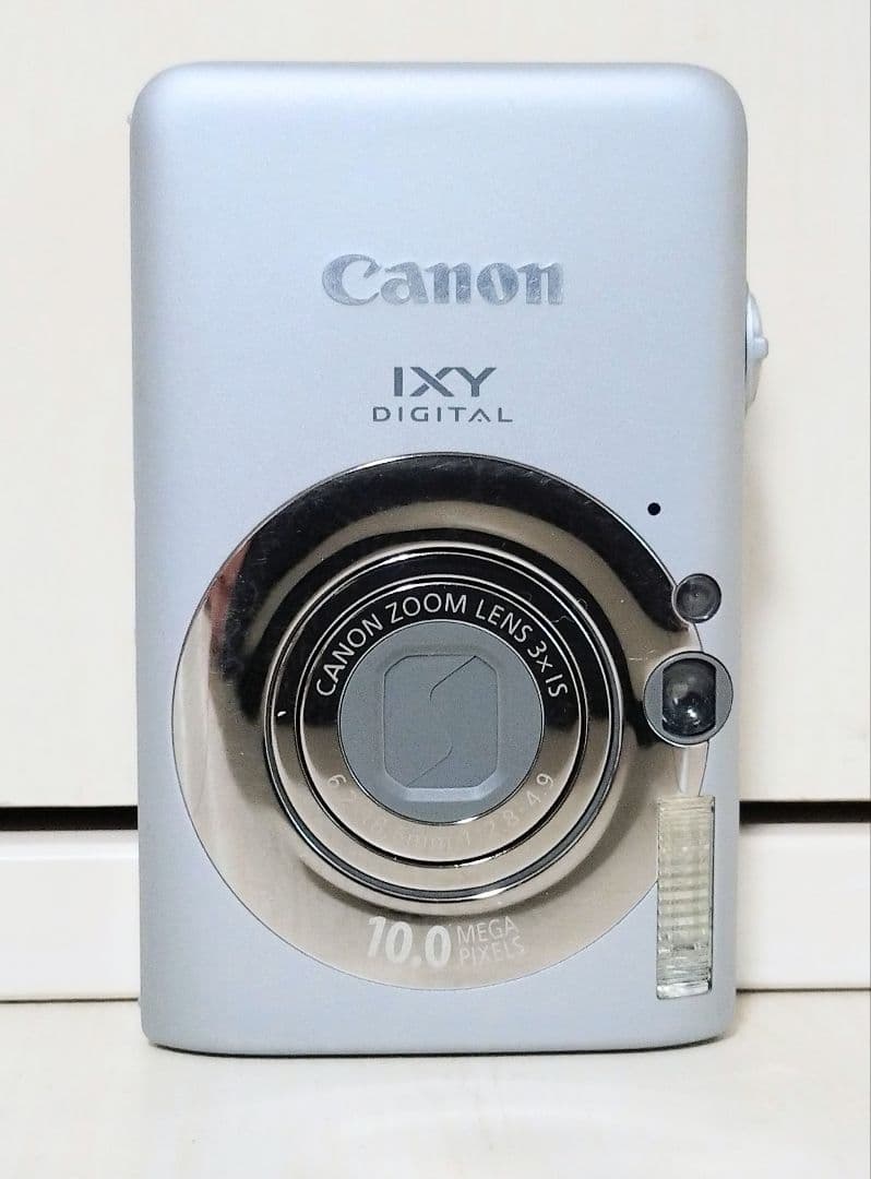 Canon IXY DIGITAL 110 IS　シルバー