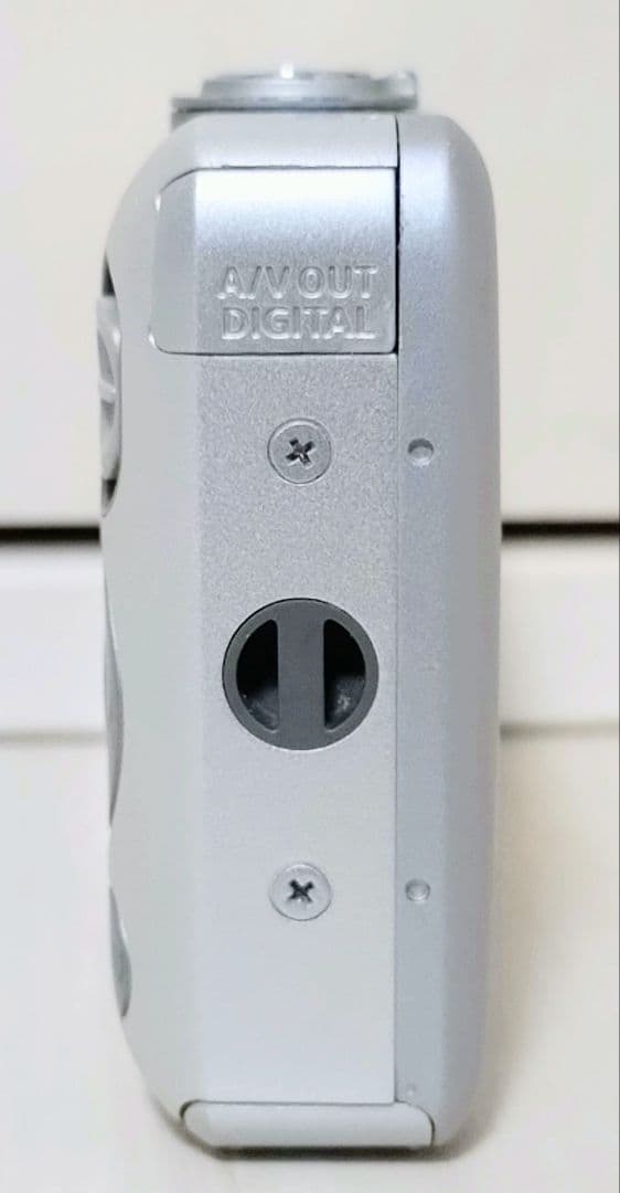 Canon IXY DIGITAL 110 IS　シルバー