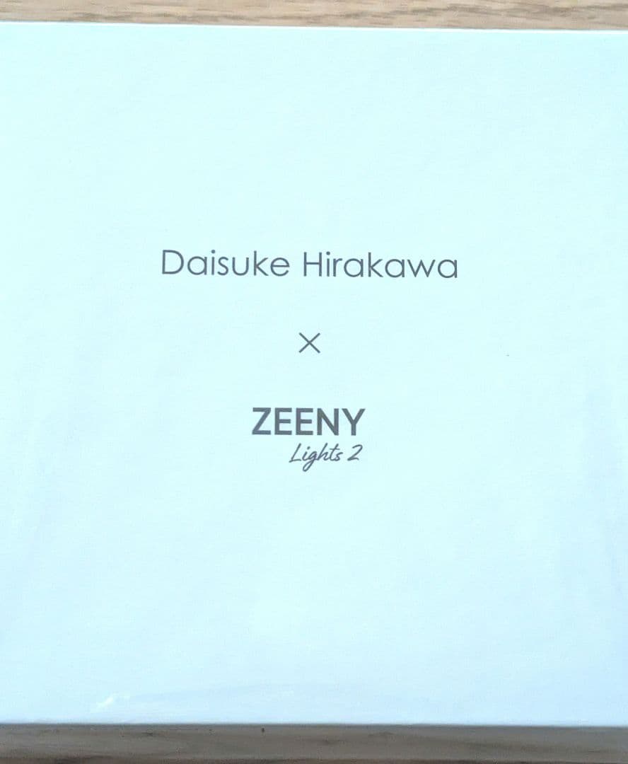 平川大輔　ZEENY Lights 2 ワイヤレス イヤホン ホワイト