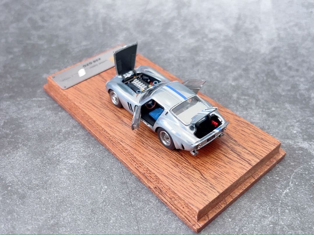 絶版 PGM 1/64 フェラーリ　250 GTO #19