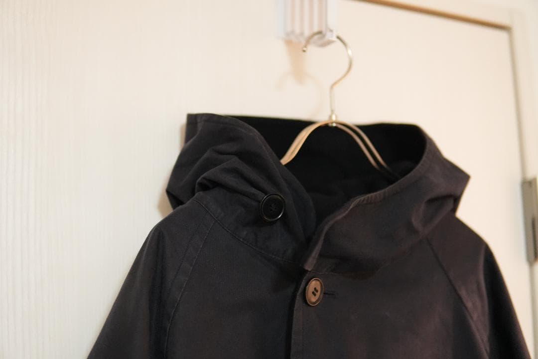 COMOLI　22AW コットンフーデットコート　サイズ３　定価１３．２万円