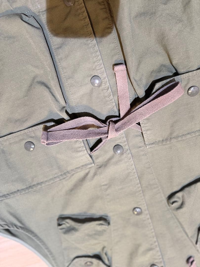 エンジニアードガーメンツ　フィールドベスト　コットンリップ　レイジ