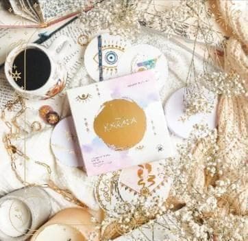 【オラクルカード】フランスの洗練された美麗デッキ✨丸型×金箔押し✨カルマカード