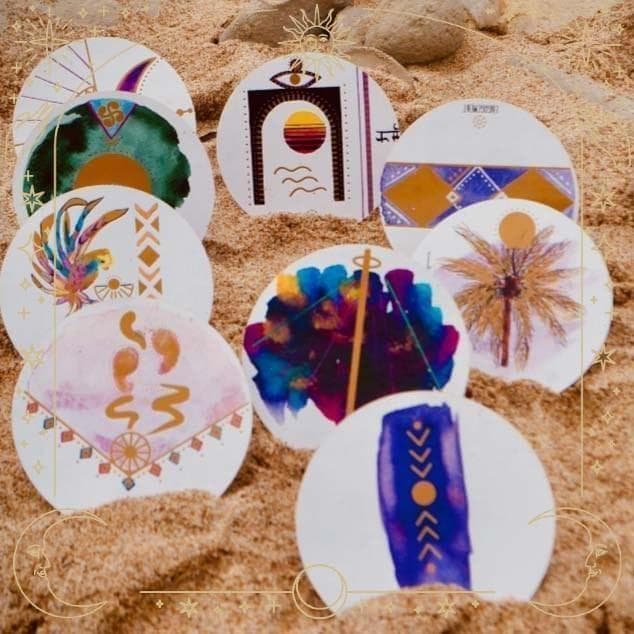 【オラクルカード】フランスの洗練された美麗デッキ✨丸型×金箔押し✨カルマカード