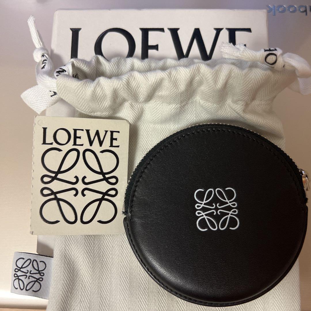 値下げ　【正規品】ロエベ ケース 黒【箱、巾着、バーコード付き】