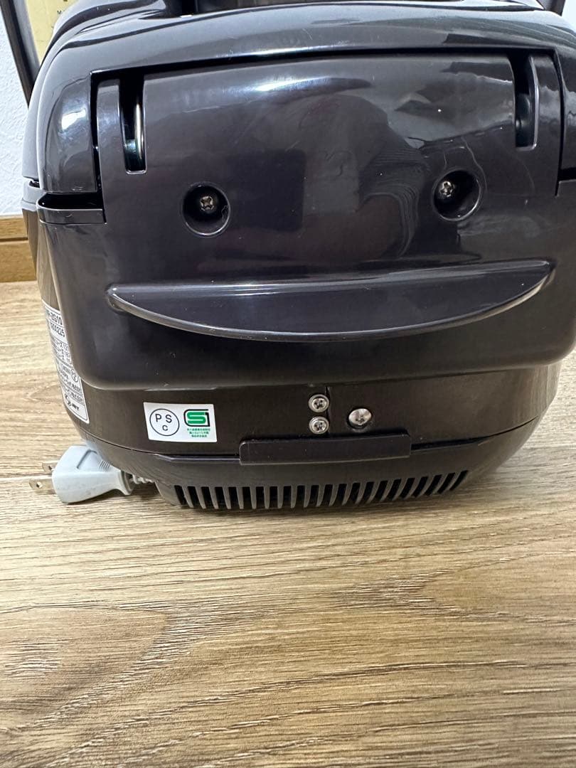 Zojirushi NP-ZG10圧力IHジャー炊飯器 2020年製