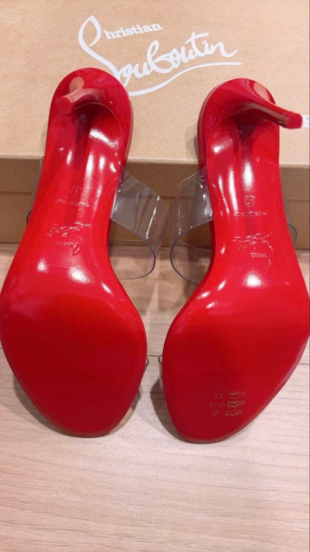 《新品・未使用》Christian Louboutin♡サンダル ミュール 37