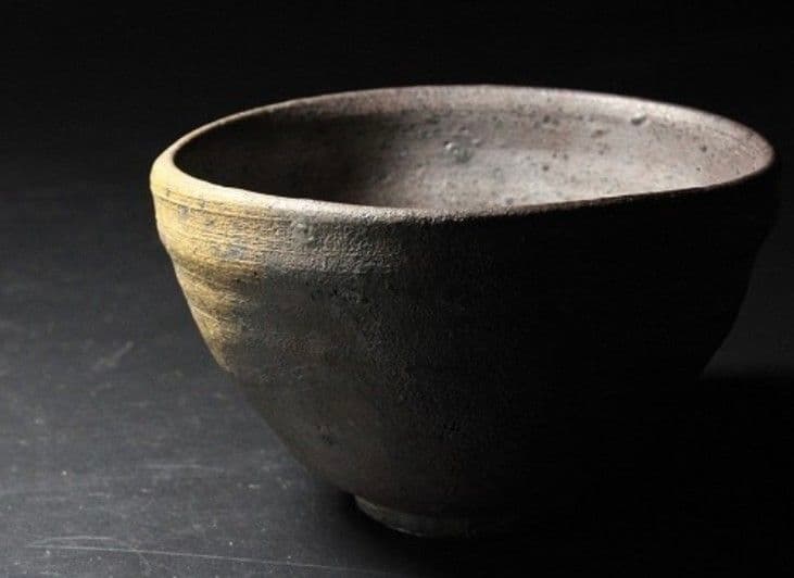 【南蛮茶碗】山本安朗　窯変の美　龍の背窯　焼き締め　抜群の仕上がり　師：川渕直樹