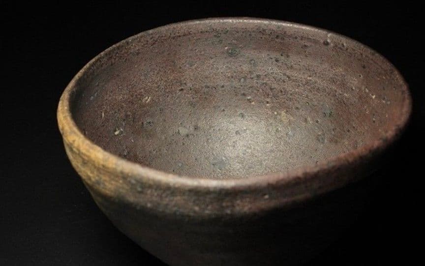 【南蛮茶碗】山本安朗　窯変の美　龍の背窯　焼き締め　抜群の仕上がり　師：川渕直樹