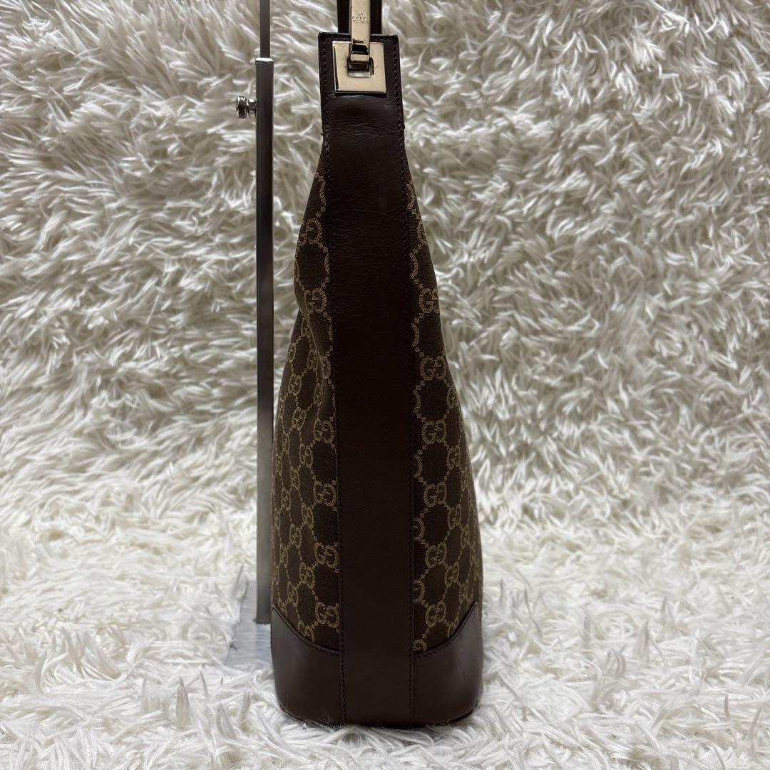 GUCCI ワンショルダーバッグ　GG柄　キャンバス×レザー　ハーフムーン