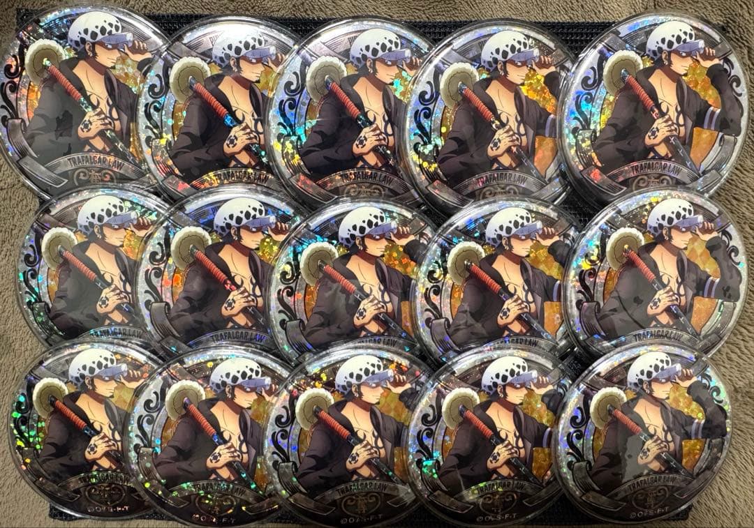 トラファルガー・ ロー 輩缶バッジ SHINE 15点