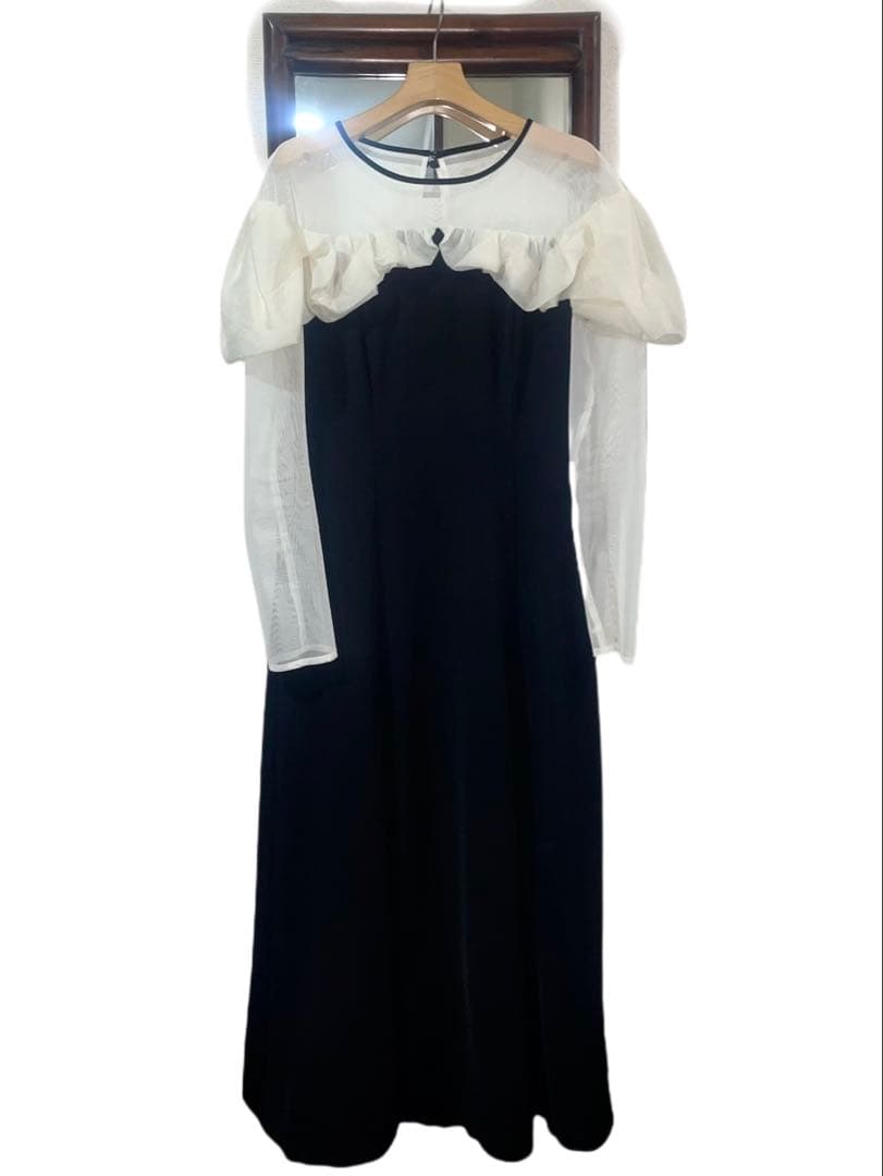 【ANDRESD】　frills flare dress