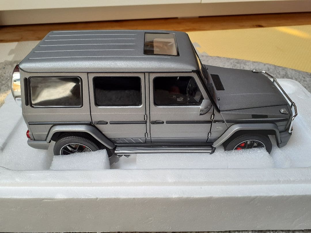 Almost Real メルセデス・ベンツ G65 AMG 1/18