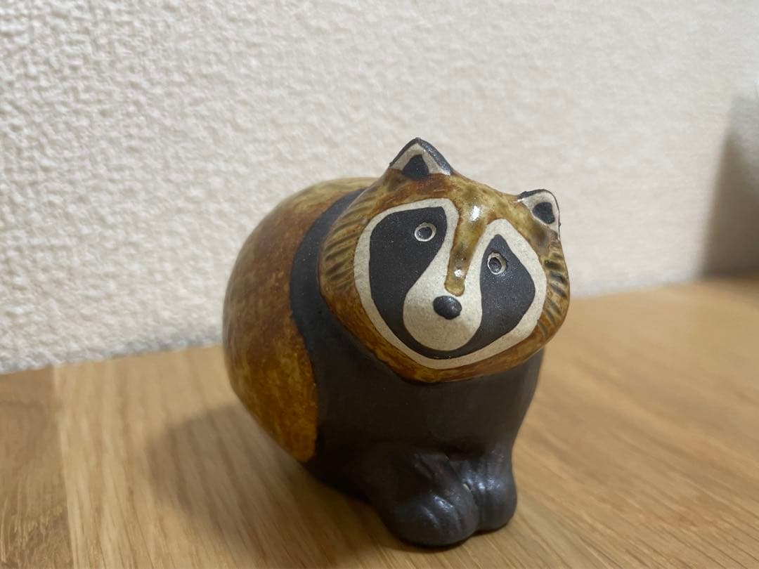 しんじるたぬき　リサラーソン