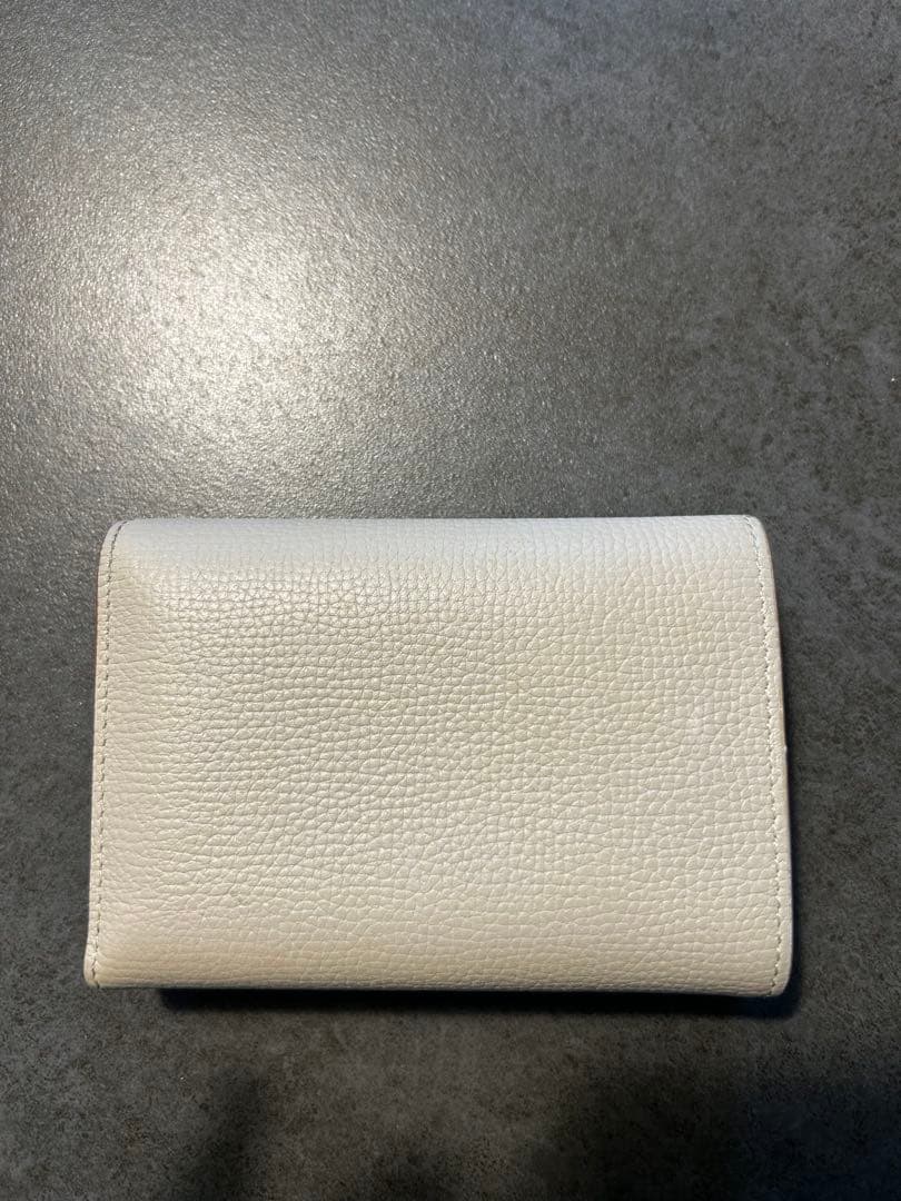 く*ろ様 LOEWE 三つ折り財布