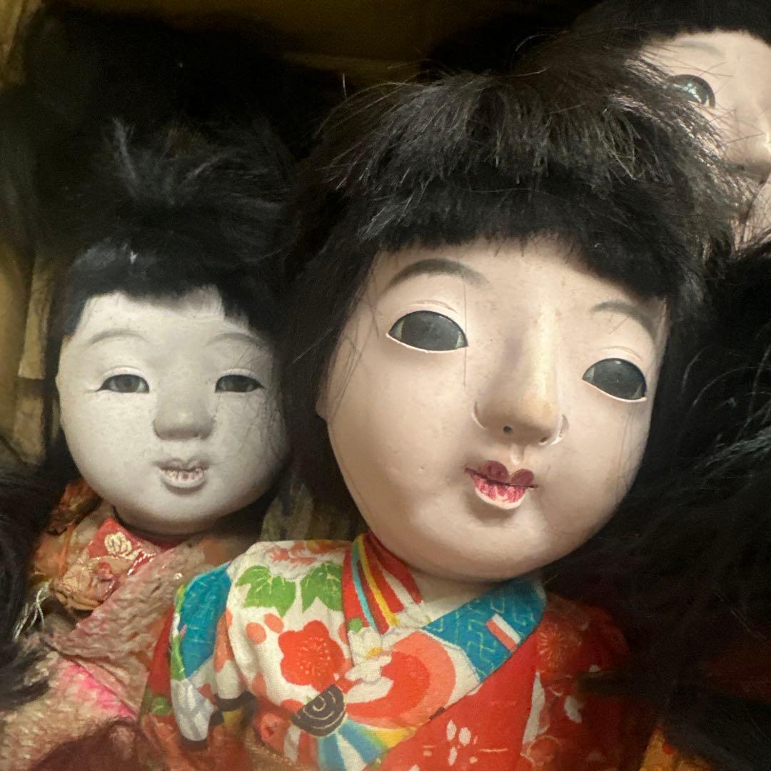 座敷童子部屋の市松人形セット 伝統的和服 黒髪