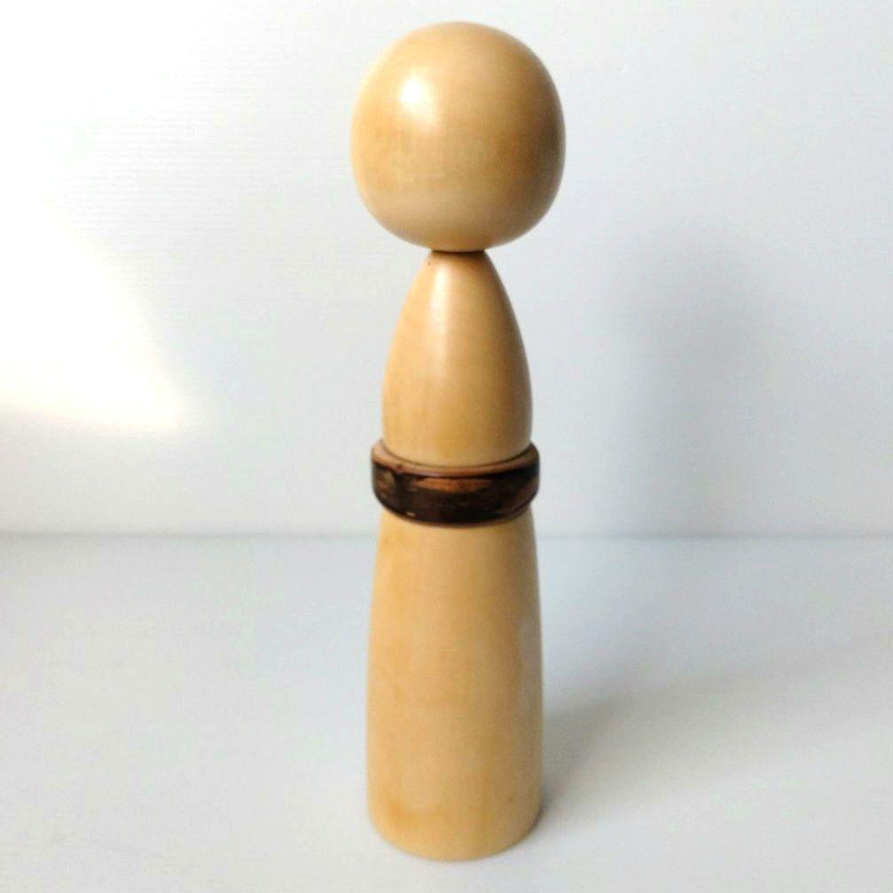 希少 レア こけし 創作こけし 高橋とし子 工人 冬ざくら 工芸品 32cm