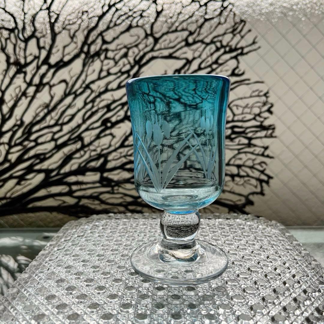 骨董　時代ガラス　青被せ　希少　菖蒲紋切子　ベル型氷コップ　ウラン１客