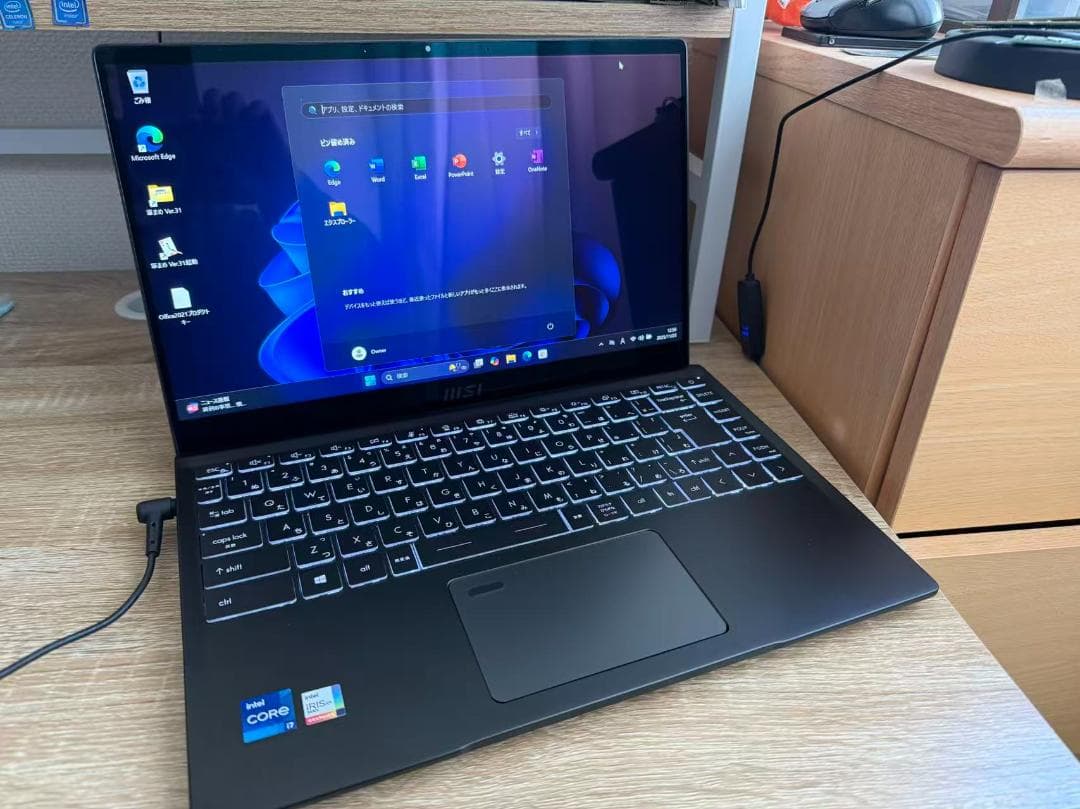 未使用品近い　第十一世代　i7 MSI B14　Office付き