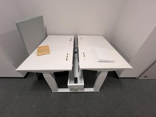 【稼働品】オカムラ スイフト 電動昇降デスク ベンチタイプ（対面 2台）
