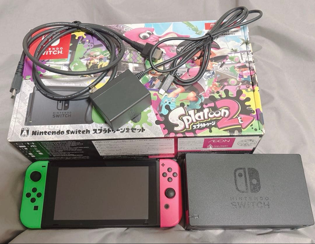 【メルカリ市限定値下げ】switch スプラトゥーン2版　プロコン有り