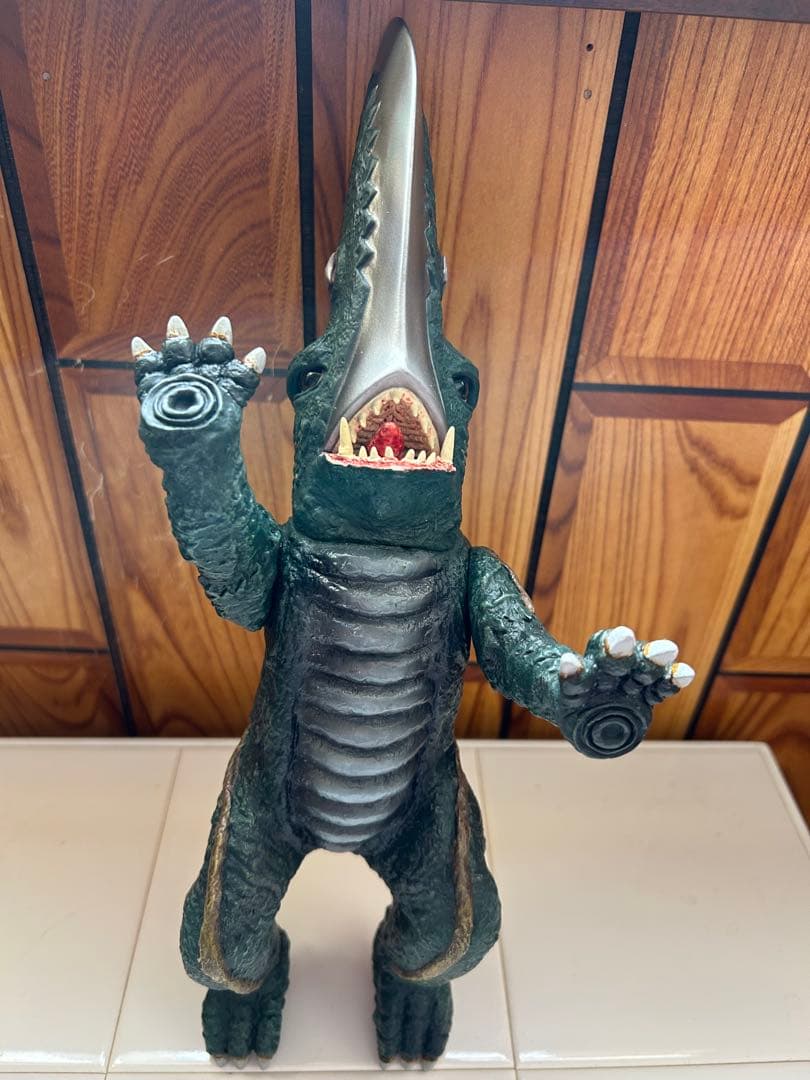 大悪獣：ギロン 検：海洋堂 ボークス ビリケン商会