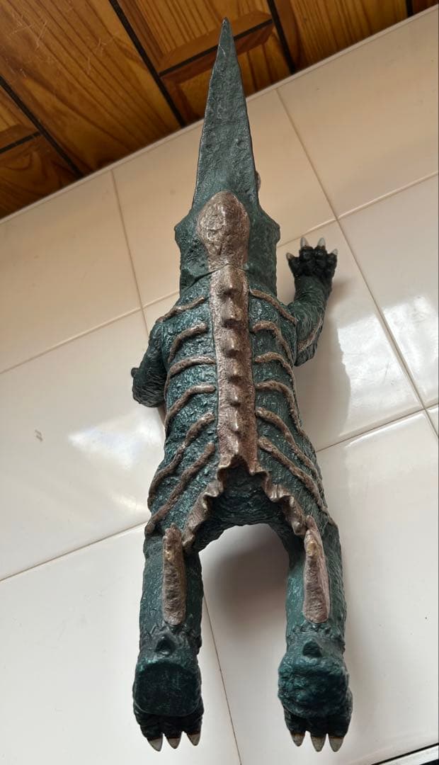 大悪獣：ギロン 検：海洋堂 ボークス ビリケン商会