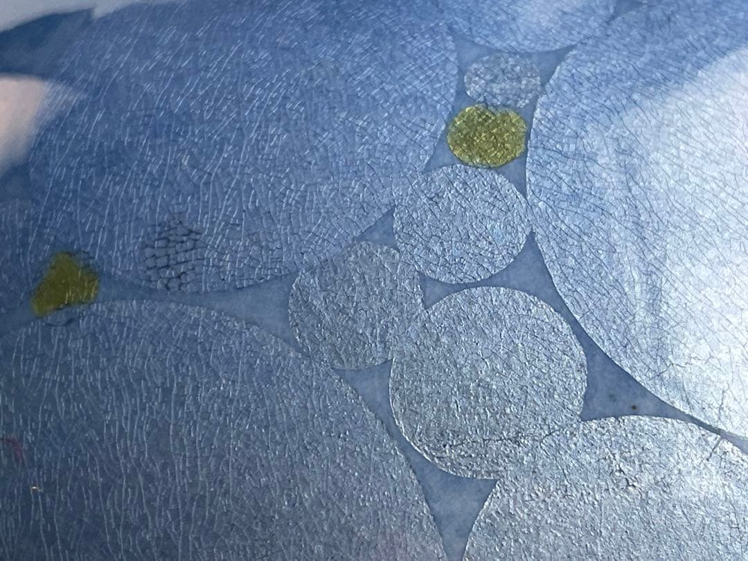 人間国宝　陶芸家　中田一於　淡青釉裏銀彩　壺　壷　九谷焼　共箱　小野珀子