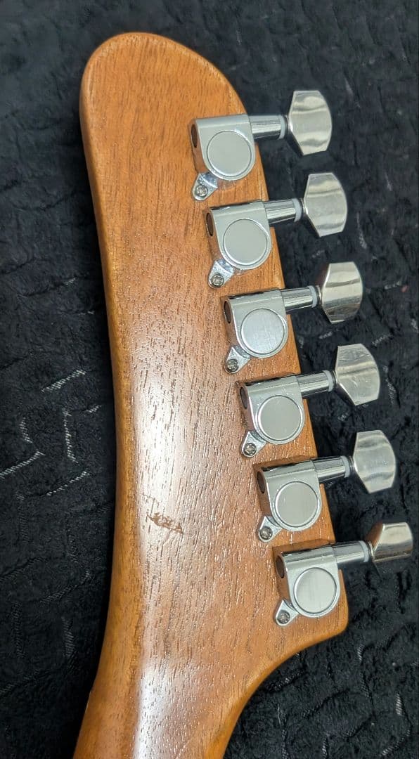 エクスプローラータイプ エレキギター