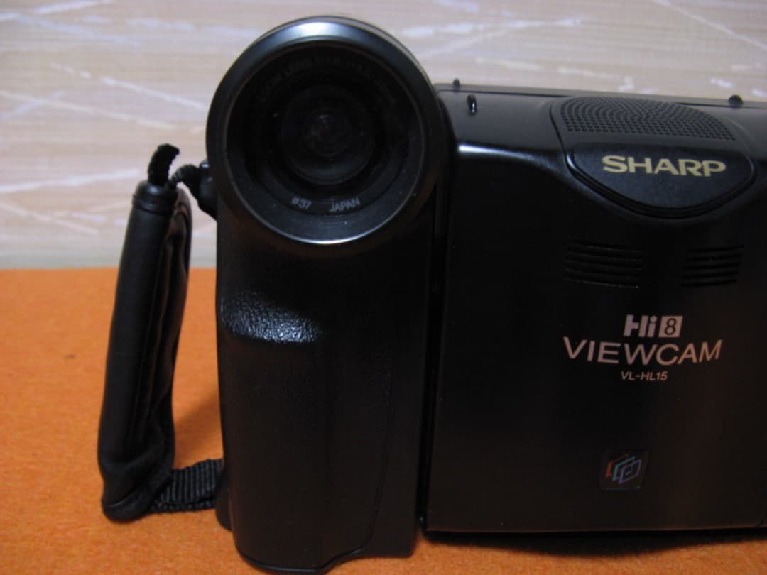 動作OK❗️☆シャープの液晶Hi8/8ミリビデオカメラ・VL-HL15