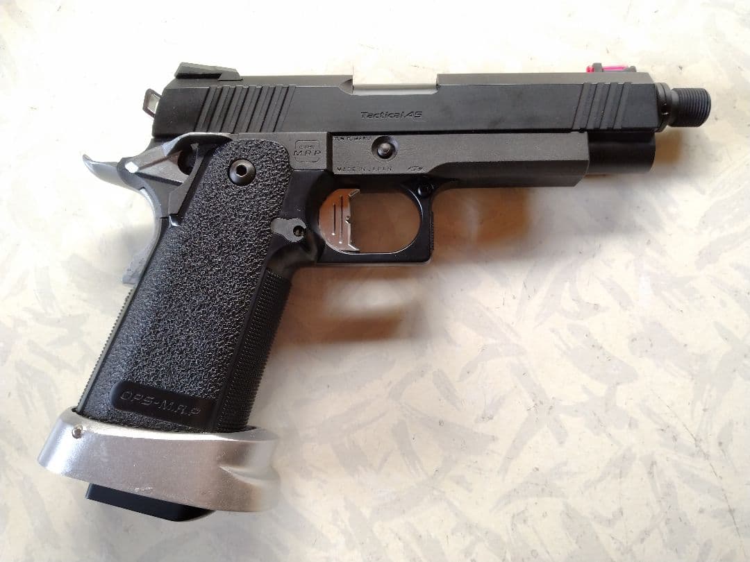 東京マルイ ハイキャパ ５.１　１８歳用ガスブローバックガン　カスタム品