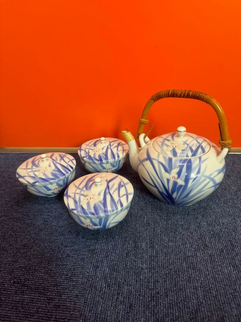 1702 深川製磁  菖蒲  茶器セット　急須1客　湯呑蓋付3客