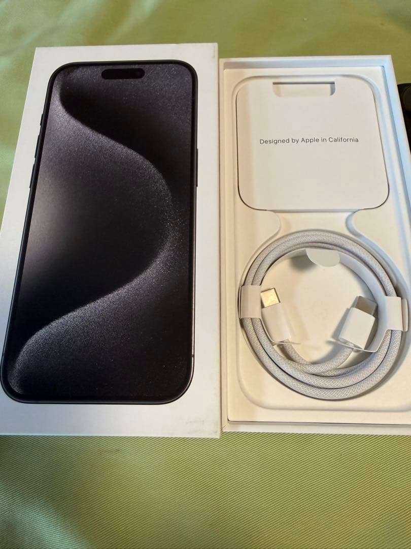 ★iPhone 15 Pro★128GB★チタニウムブラック★付属品未使用!